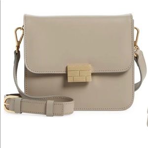 NWT Frame Le Signature Mini in Beige